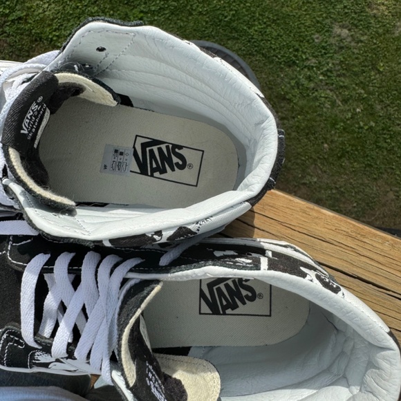 Vans Sk8-hi Skulls Reissue Hi Top Sneakers - Picture 7 of 9